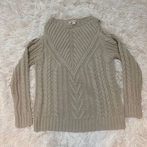 Mi ami’ Cold Shoulder Cable Knit Sweater